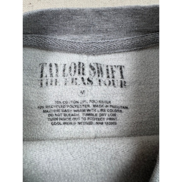 Taylor Swift The Eras Tour 2023 Grey Concert Sweatshirt Women's Size Medium EUC - Picture 7 of 11